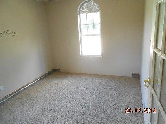 5th image of 4085 Kingsway Dr