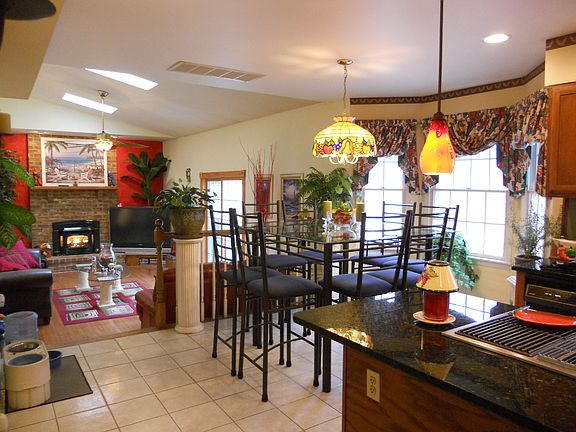 2nd image of 850 Cork Elm Ct