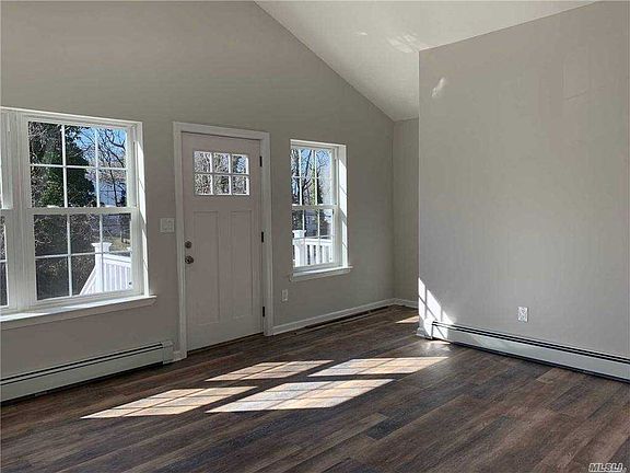 2nd image of 406 Echo Ave