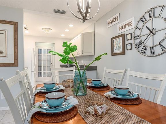5th image of 3316 NE Holly Creek Dr
