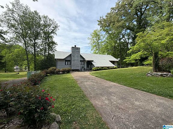 2nd image of 8172 Cedar Mountain Rd