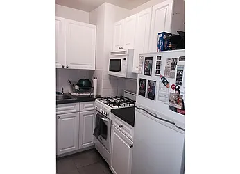 Rented by Warburg