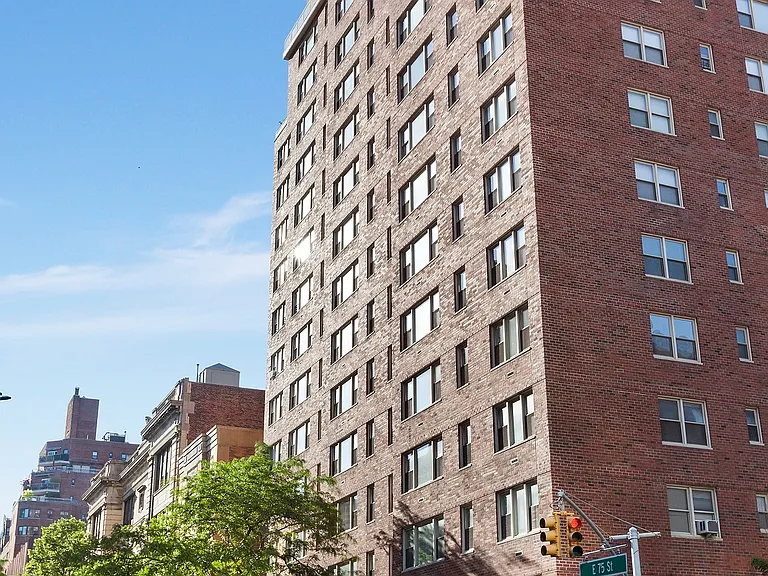 177 E 75th St #4C — Photo 7