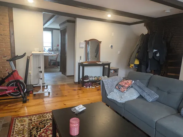 13 Park St APT 3, Boston, MA 02129