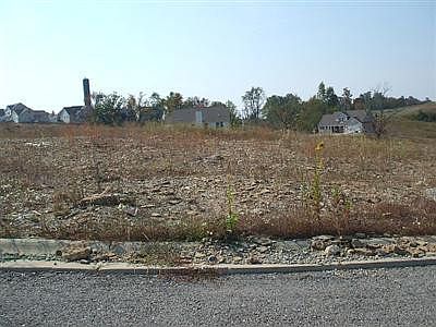 1st image of 164 Thorntree Ln
