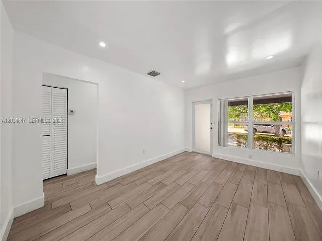520 NW 104th St — Photo 15