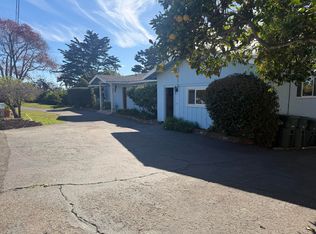5533 Callejon Dr, Carpinteria, CA 93013