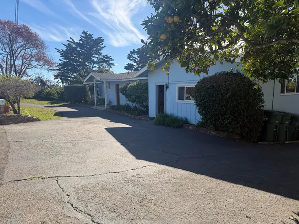 5533 Callejon Dr, Carpinteria, CA 93013