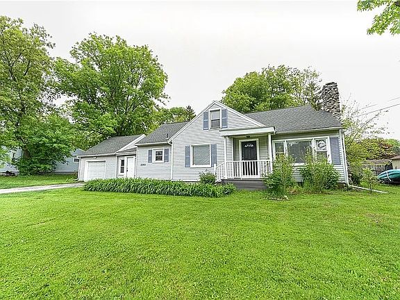 2nd image of 2282 W Henrietta Rd