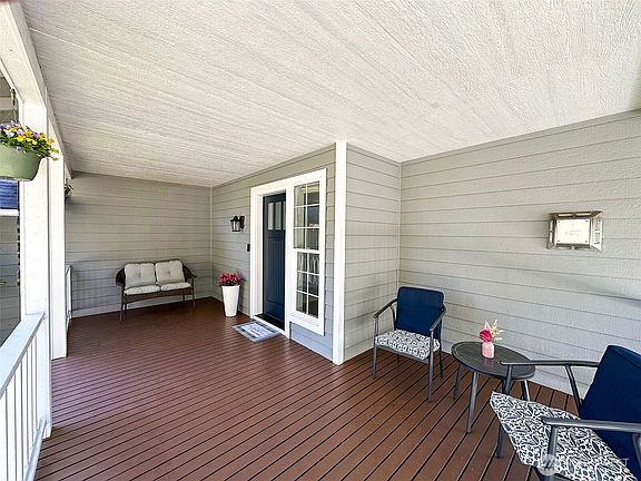 3rd image of 1535 Carr Boulevard