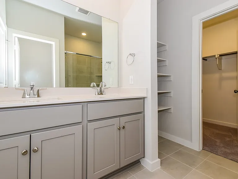 819 Brilliance Dr — Photo 12
