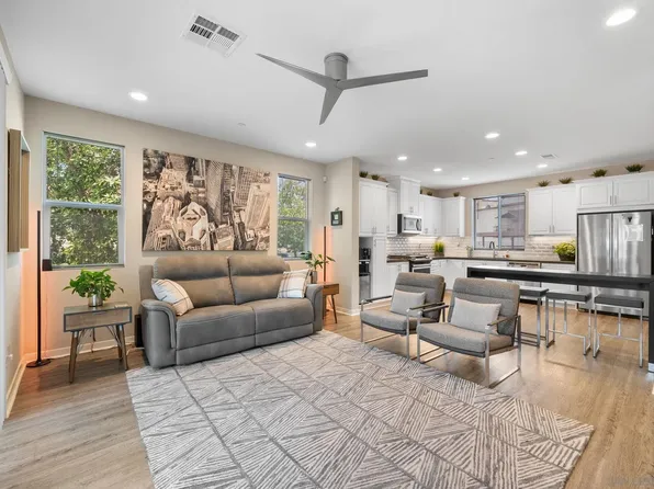 2516 S Escondido Blvd #102, Escondido, CA 92025