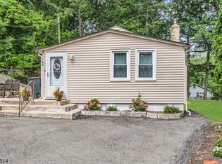 146 Madison Trl, Hopatcong, NJ 07843