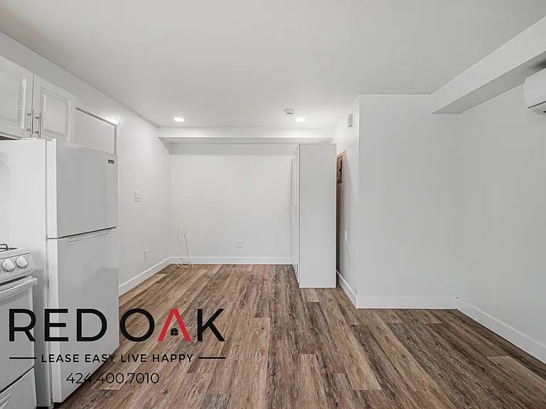 254 S Carondelet St #260-11 — Photo 1