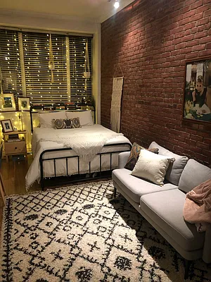 Rented by Urban Real Estate Property Group Inc | media 1