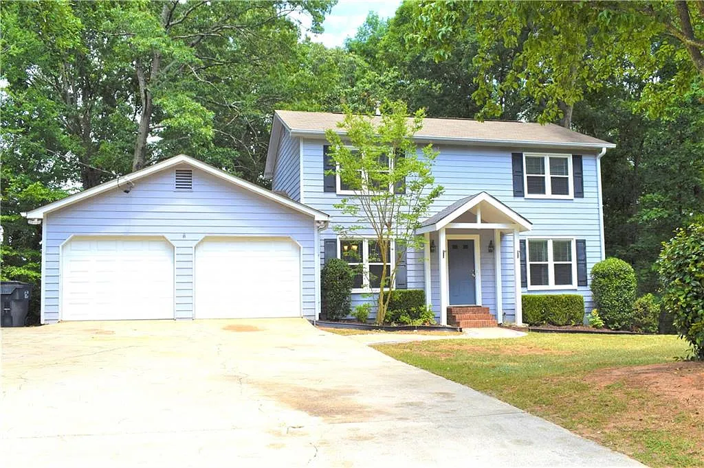 3 bed, 2.5 bath, 2226 sqft, $2,300 — Photo 1