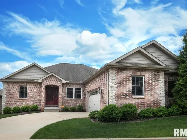 2612 W Lake Pointe Ter, Peoria, IL 61614