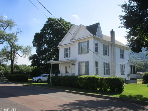 196 Cunningham Dr, Hyndman, PA 15545