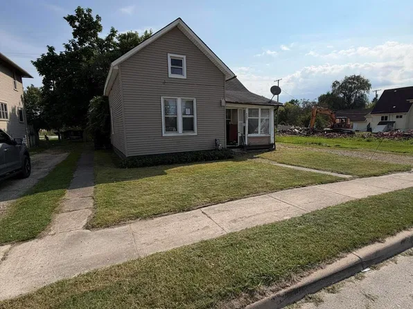 8881 Avoca Rd, Avoca, MI 48006