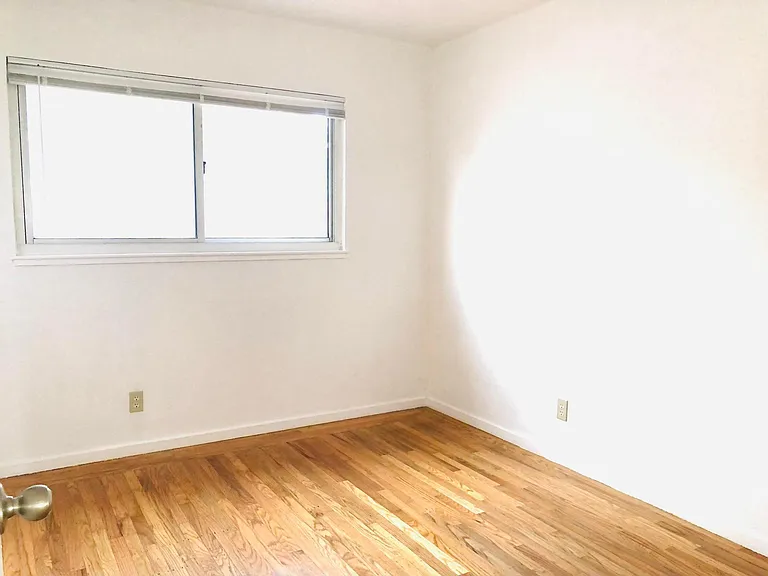 10102 Cairo Ct — Photo 29