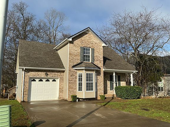 2nd image of 1890 Camelot Dr