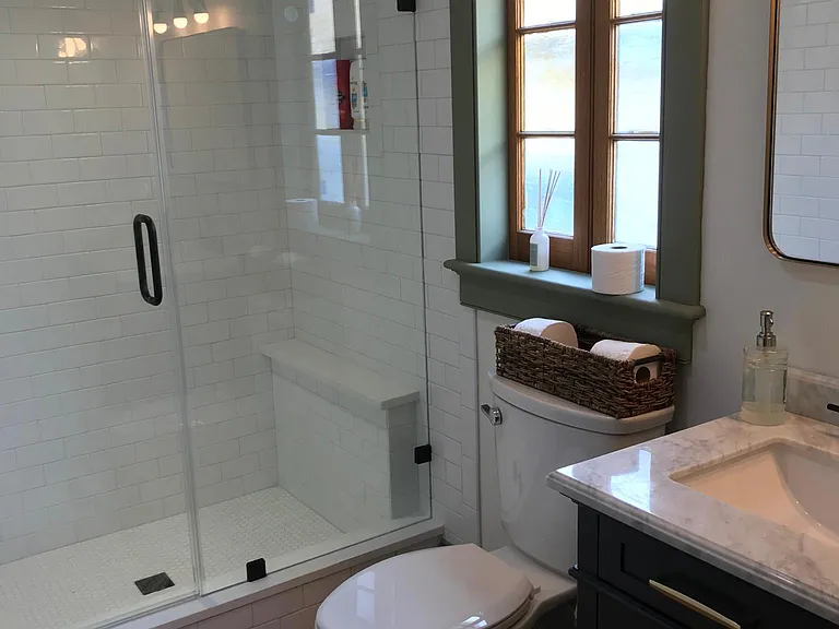 113 Line St — Photo 15