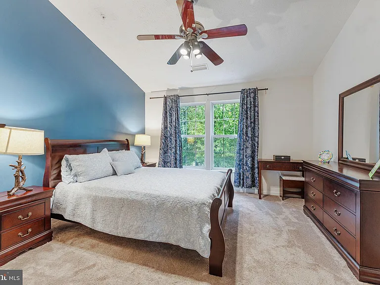 7840 Foxfarm Ln — Photo 18