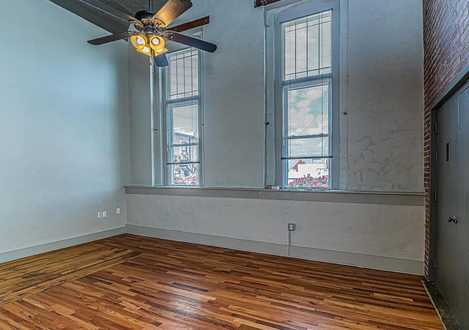Nash Street Lofts — Photo 2