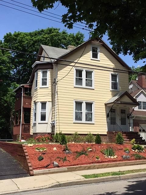 1st image of 155 Maple St Floor 2