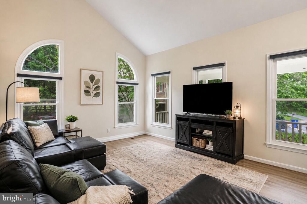 17303 Buehler Rd, Olney, MD - View 3
