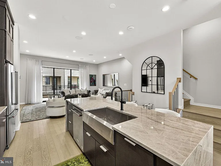 43433 Wilcox Ter — Photo 29