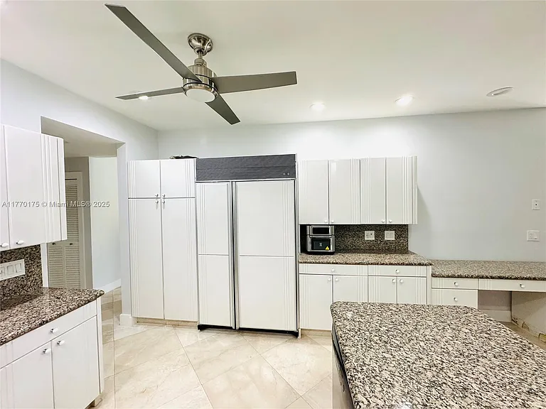 1832 Monte Carlo Way — Photo 13