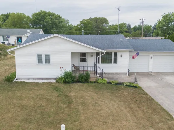 11631 N Venetian Way, Cromwell, IN 46732