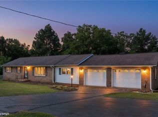 2036 Camp Springs Rd, Reidsville, NC 27320
