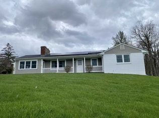 87 Hornbeck Rd, Poughkeepsie, NY 12603