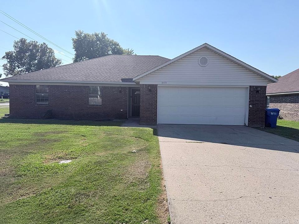 1st image of 1575 Arden Ln