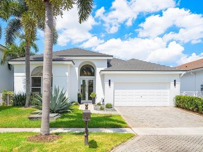 5712 Regency Circle E, Boca Raton, FL, 33496