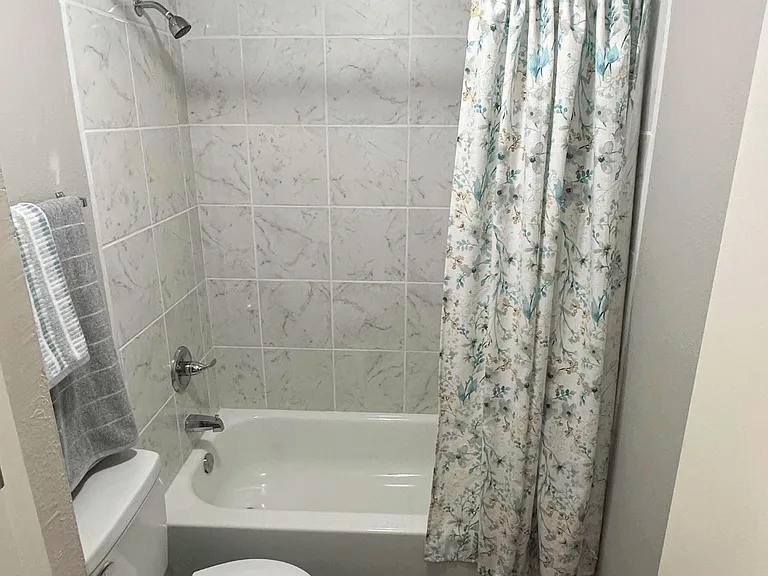 Jackson Way Apartments — Photo 6
