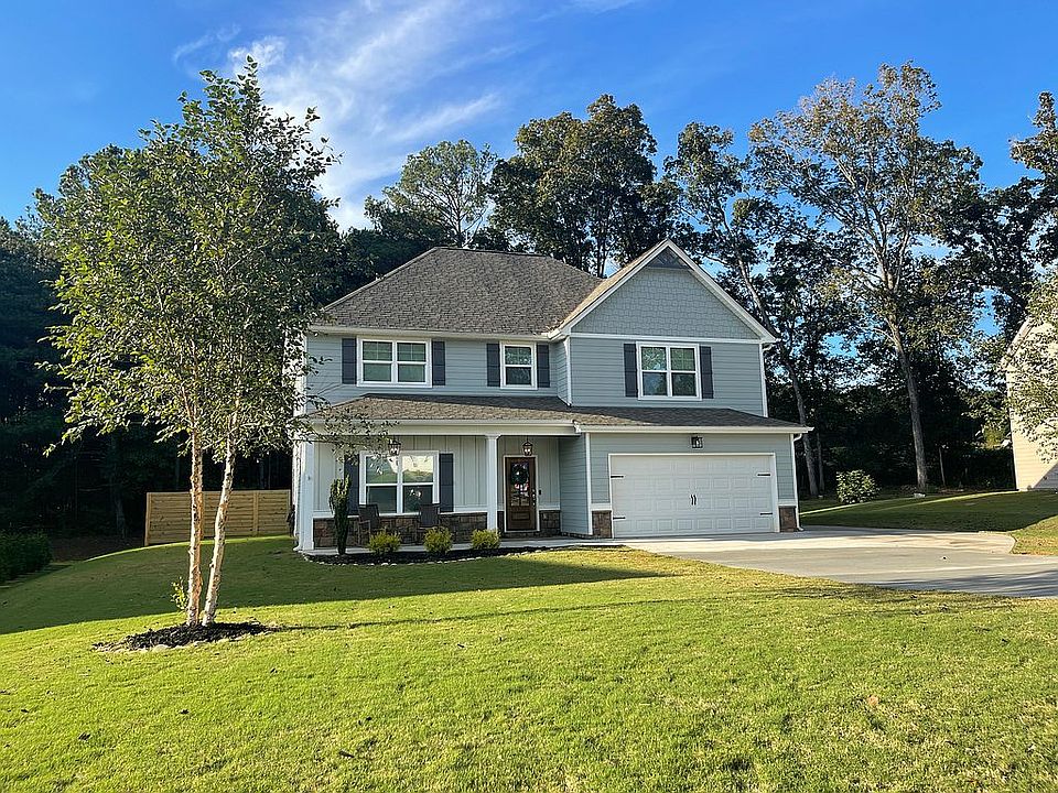 1st image of 224 Brookwood Dr