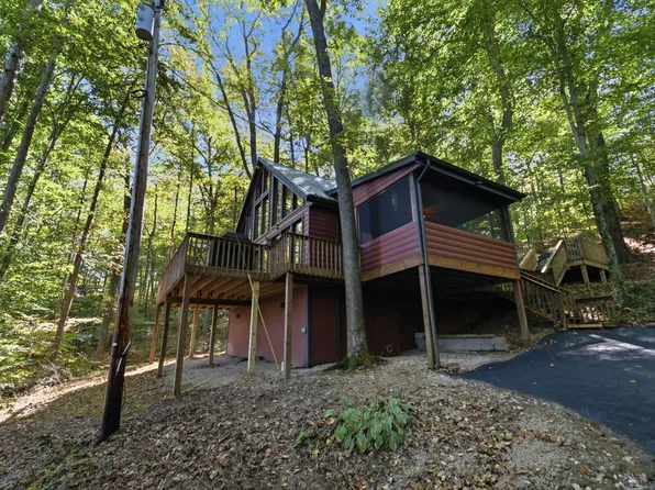 2 Diamond Dr, Stanton, KY 40380