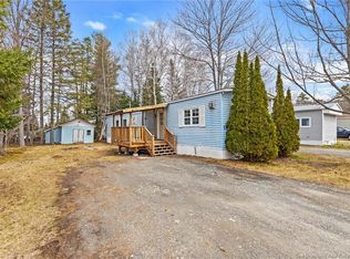 18 Hill St, Lincoln, NB E3B6W1