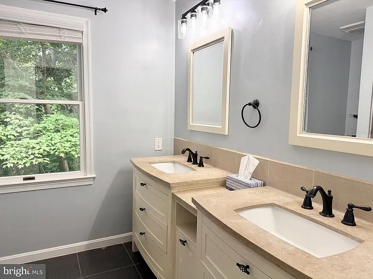 3302 Aquia Dr — Photo 15