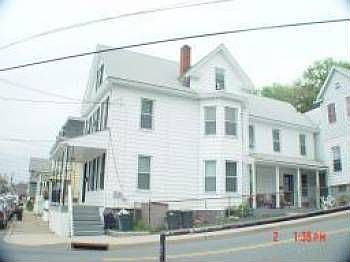 2nd image of 59 Brainard St