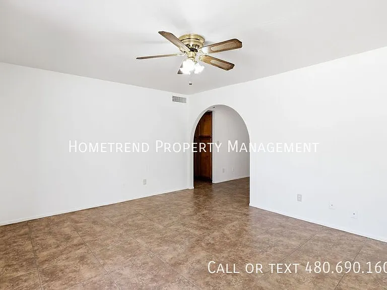2510 E Dragoon Ave — Photo 28