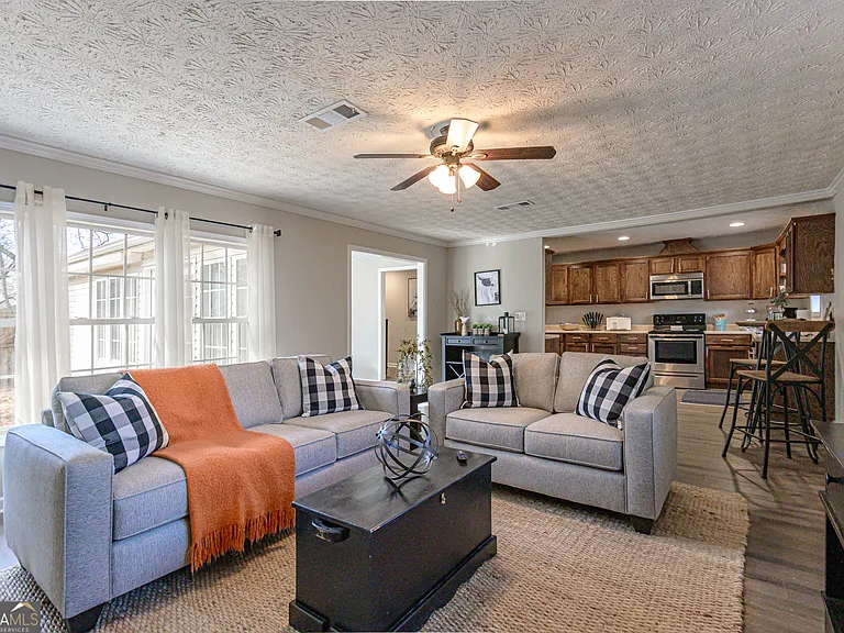 196 Etowah Dr — Photo 14