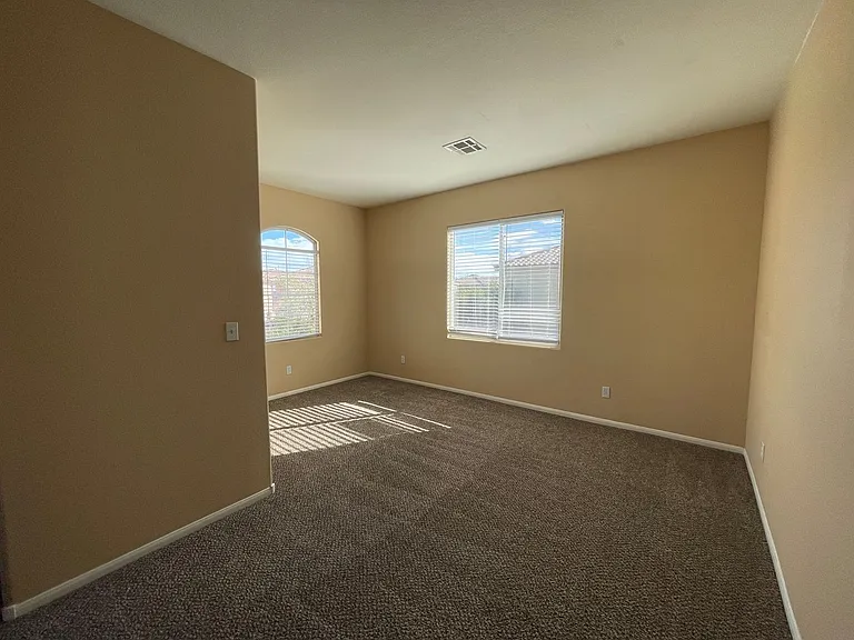 733 Emerald Idol Pl — Photo 12