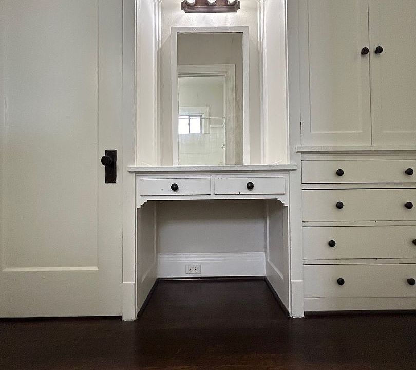 1st image of 3920 Fannin St APT 213