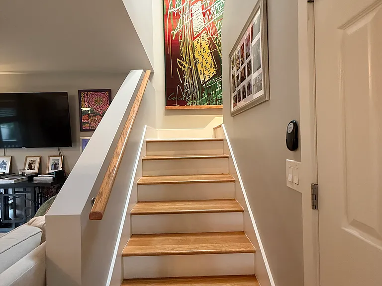 940 Gale Ln #129 — Photo 9