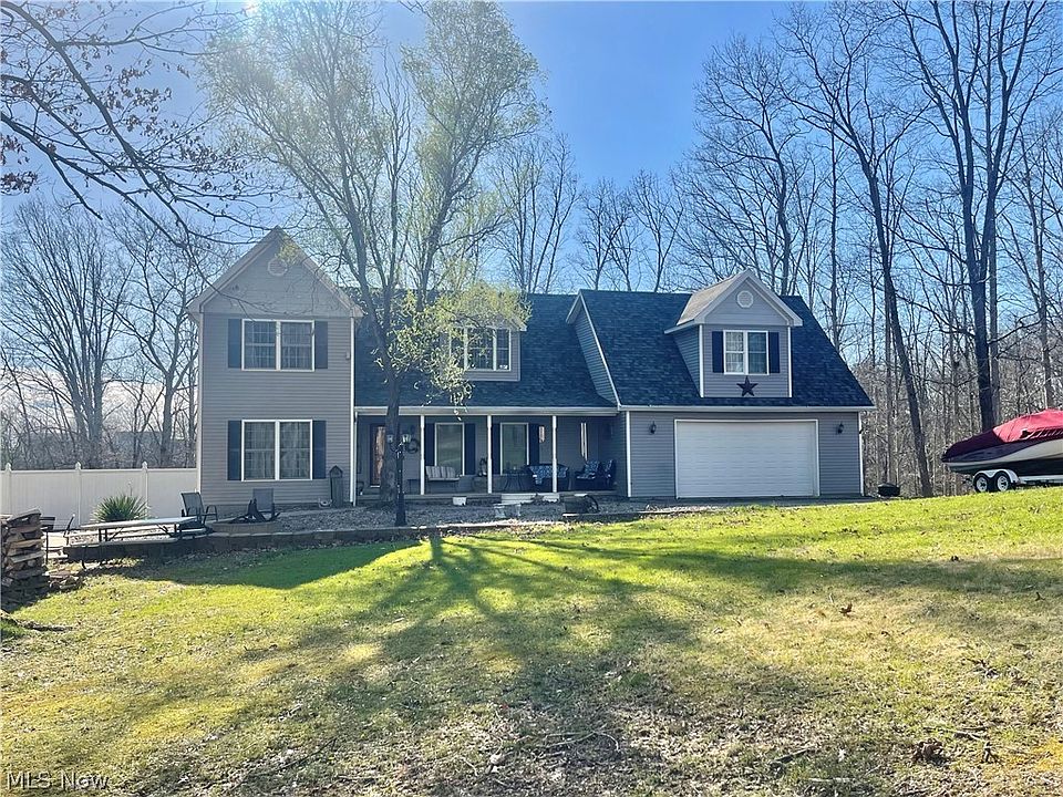 1st image of 118 Lois Ln