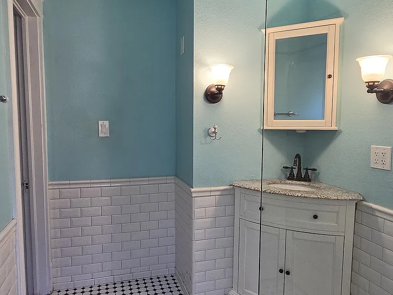 1801 W Colorado Ave — Photo 42